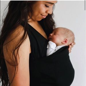 LALABU Soothe Shirt Babywearing Carrier Tank Black Shirt Medium